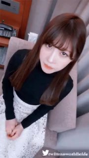 东北自驾姐乡村路上勾搭好色大叔 直接把车停路边玩车震